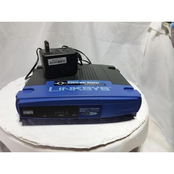 Linksys BEFSR41 4-Port 10/100 Wired Router (BEFSR41 v4) ROUTER ONLY No Cables - Picture 1 of 4